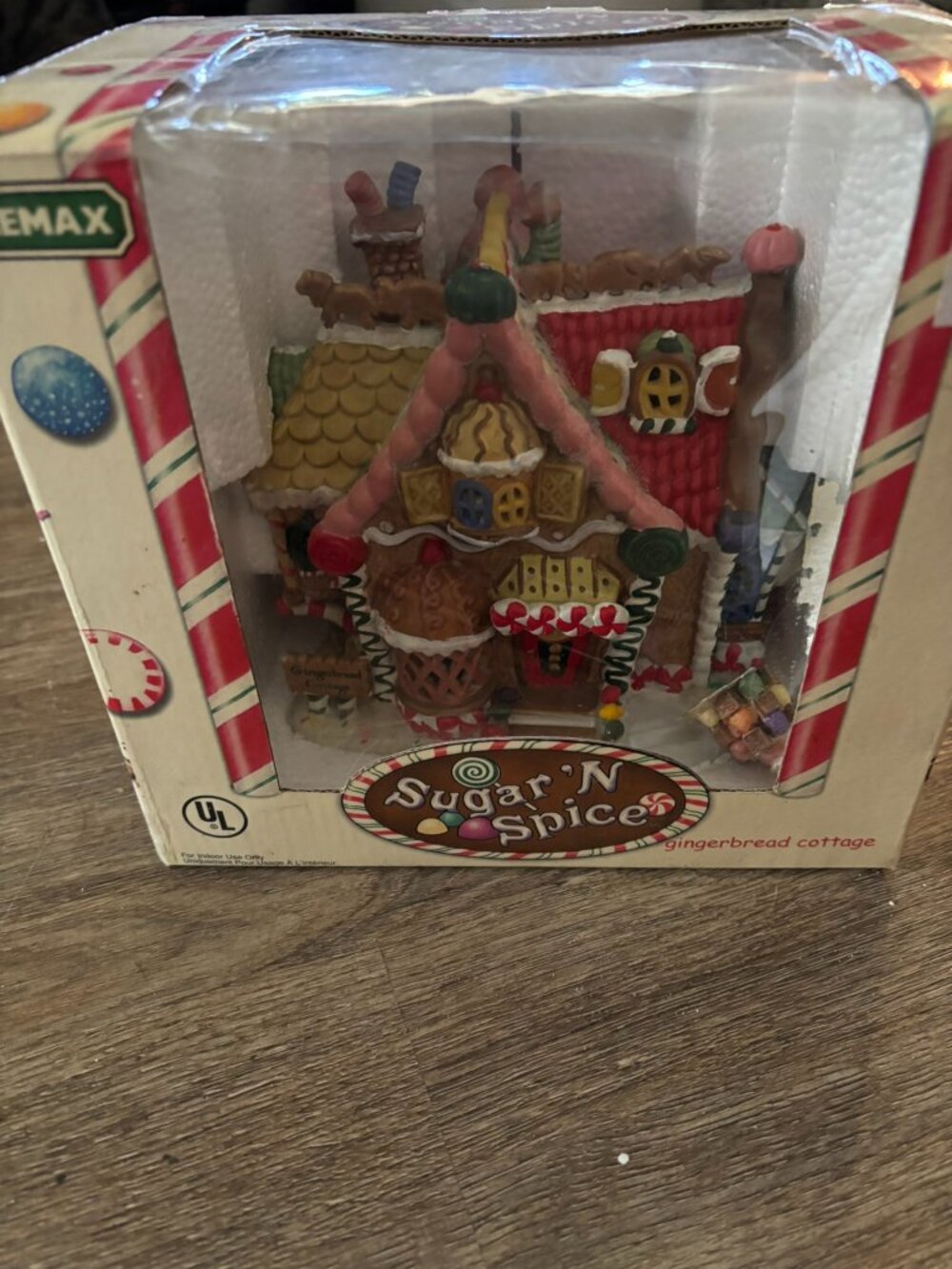 Lemax Sugar N Spice Gingerbread Cottage Christmas village light up house